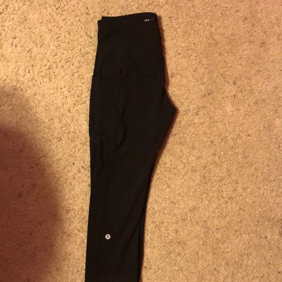 Black Lululemon leggings - Picture 2 of 3